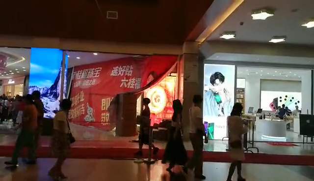 湛江六桂福珠寶P3.91x7.81透明屏案例